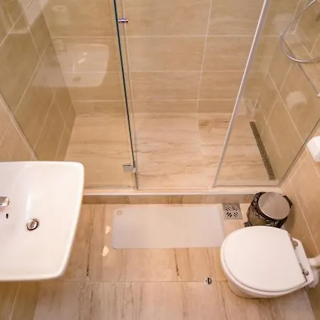 7 Apartament *